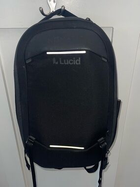 Nomatic Navigator Pack 15L, Good Condition, Laptop Sleeve, RFID, Expands to 21L